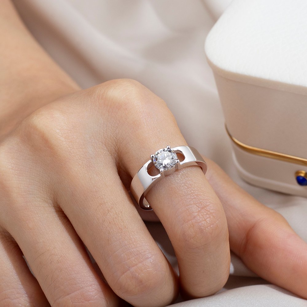 Aurora Geometry Round Cut Lab Grown Diamond 1CT Solitaire D VS1 18K White Gold Ring MSR-1678