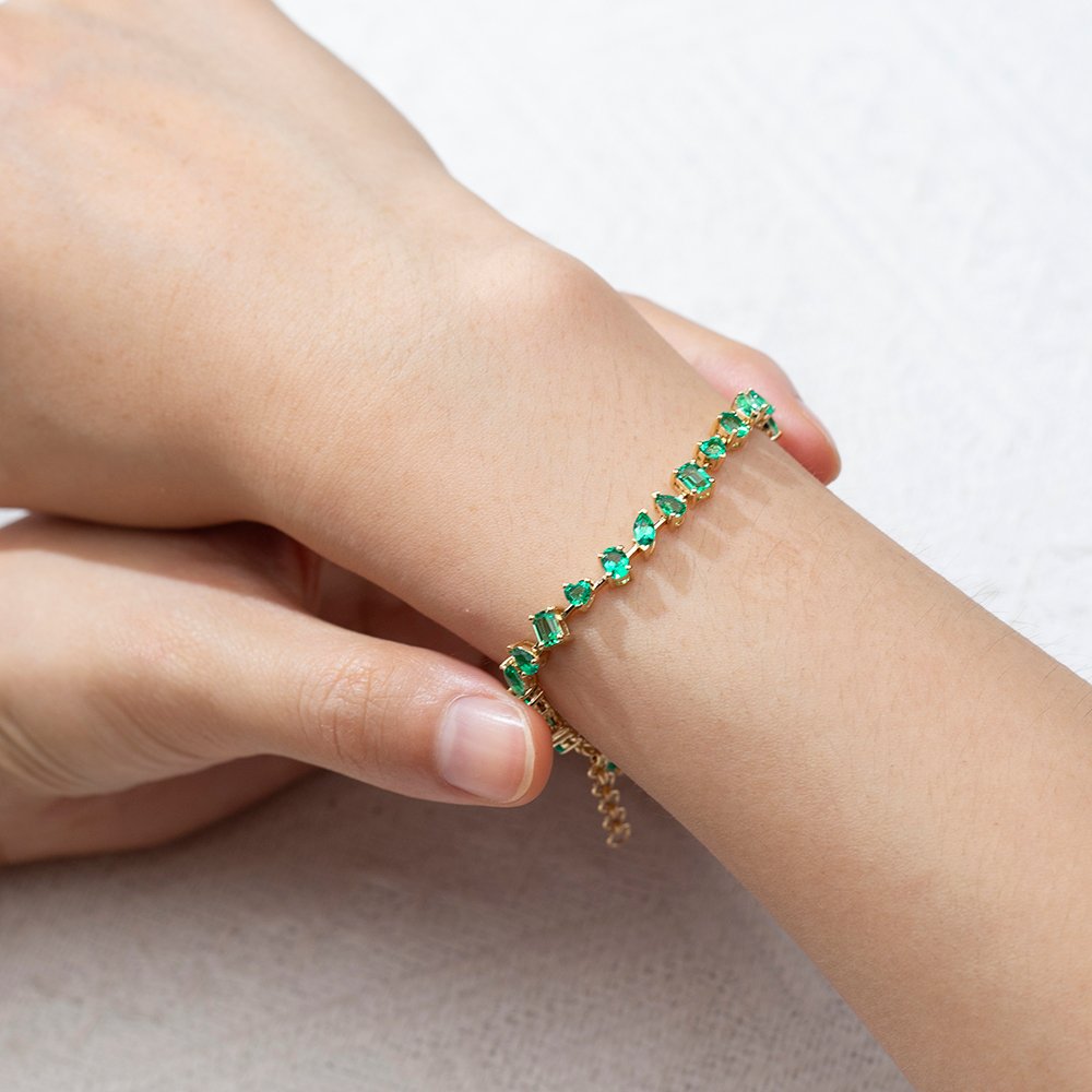 Aurora Geometry Fancy Shape Lab Emerald 18K Gold 170mm Bracelet MSB-625
