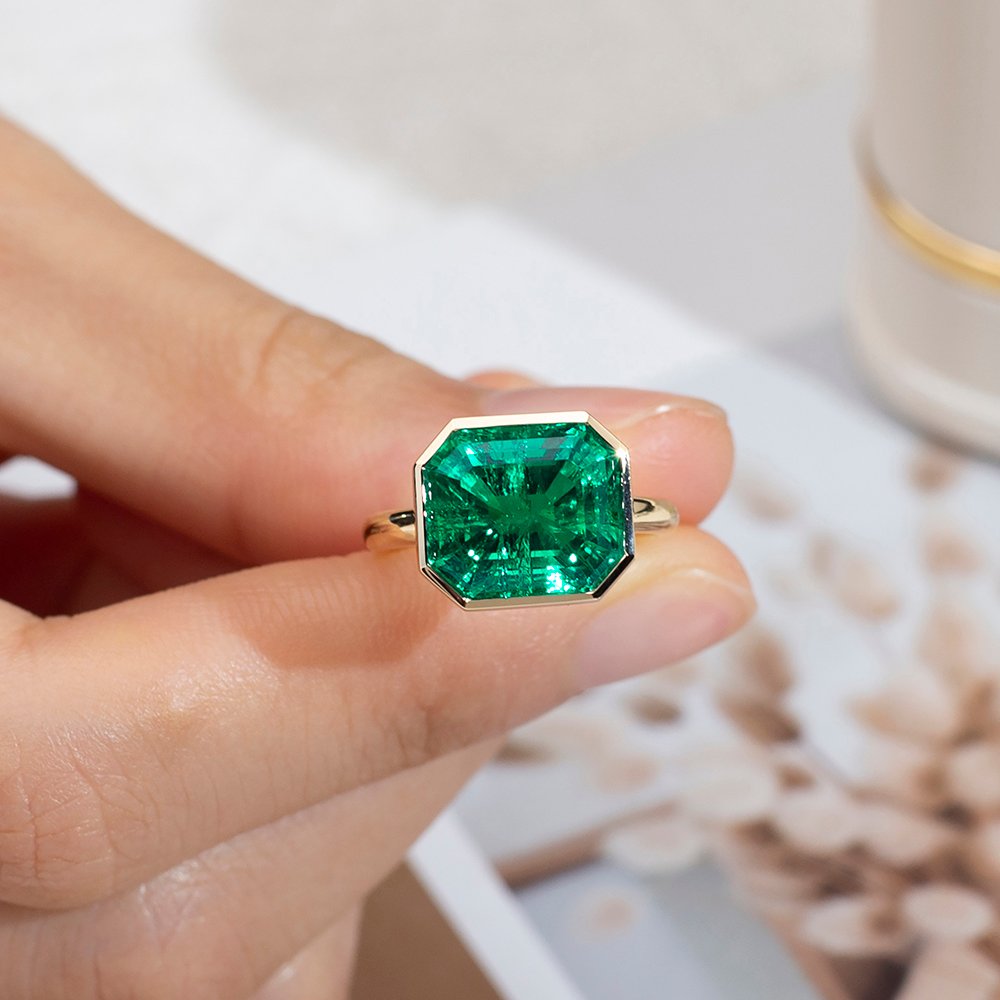 Aurora Geometry Emerald Cut Lab Grown Emerald 3CT Solitaire 18K Yellow Gold Ring MSR-1422