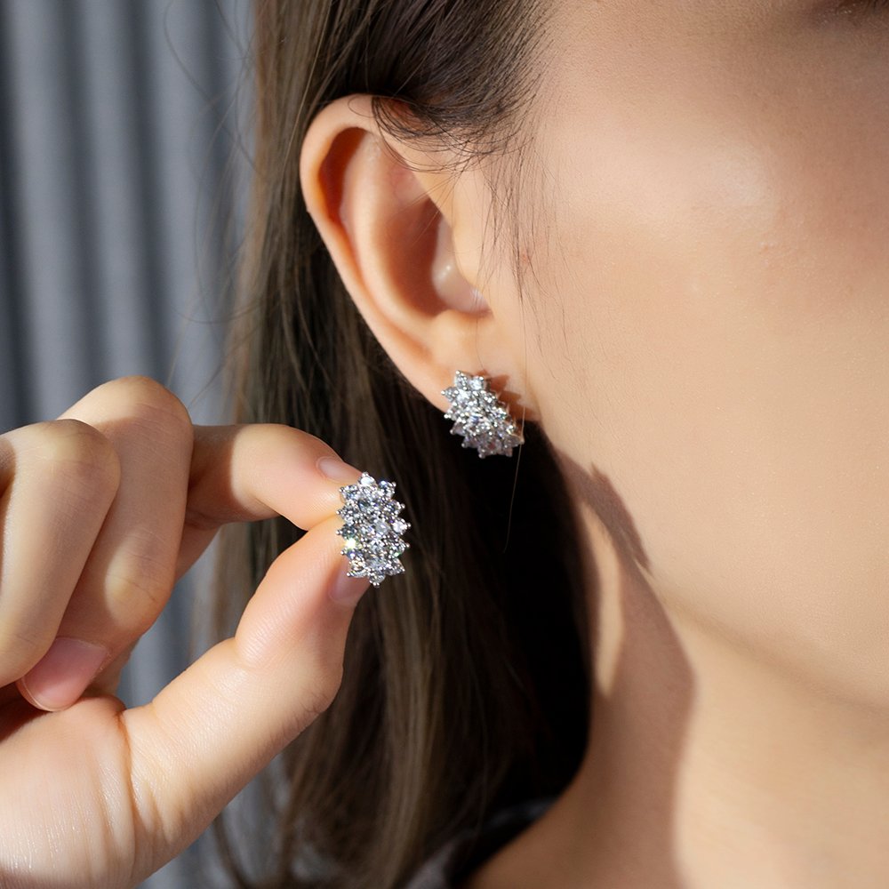 Aurora Geometry Oval Shape Lab Grown Diamond E VVS1 14K White Gold Studs Earrings MSE-780