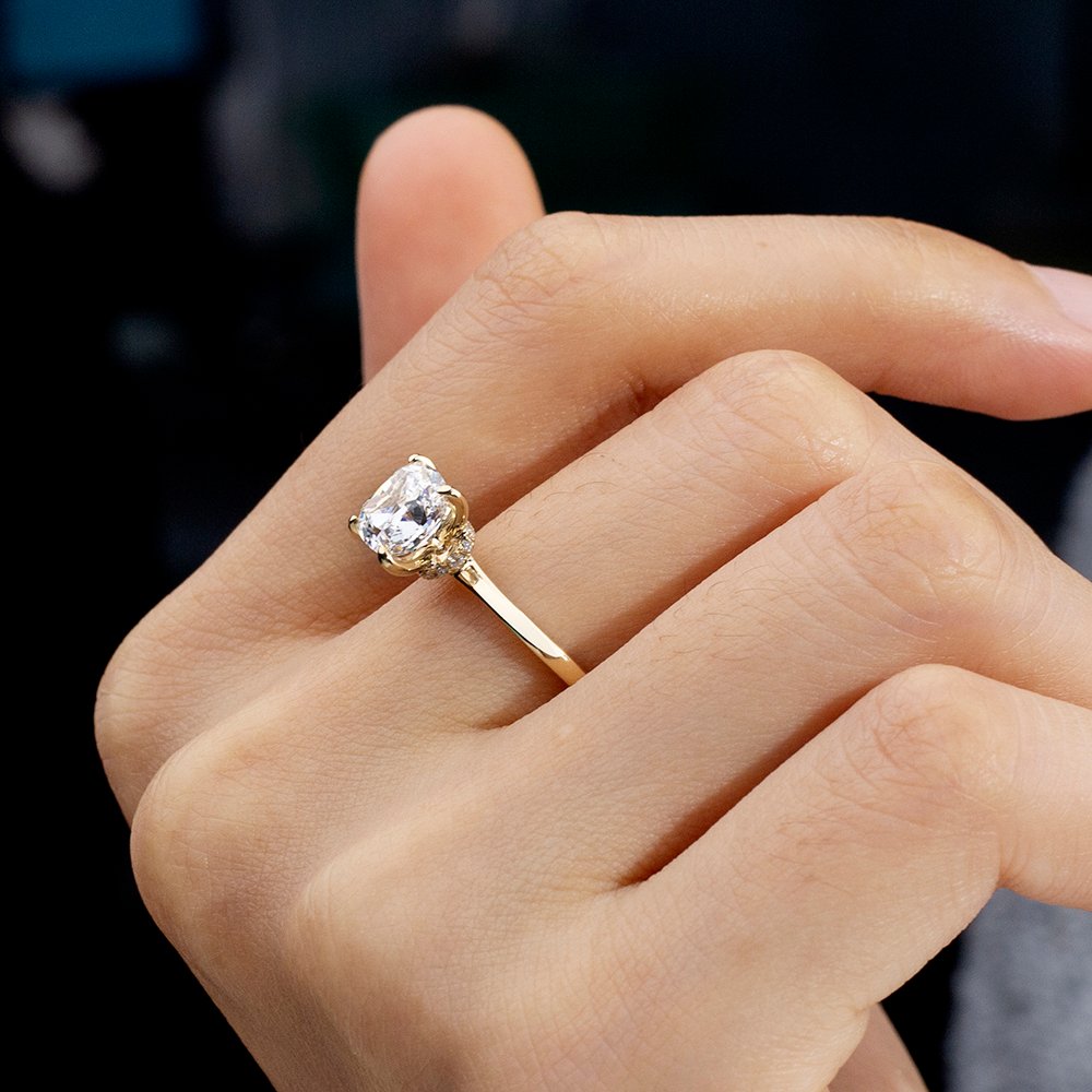 Aurora Geometry Cushion Cut Lab Grown Diamond 1.5CT Solitaire D VVS2 18K Yellow Gold Ring MSR-1699