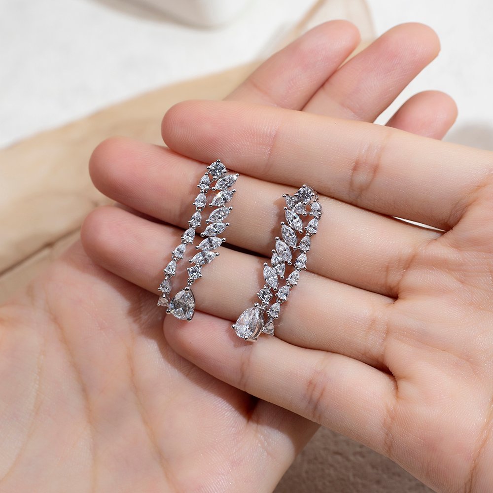 Aurora Geometry Pear Shape Lab Grown Diamond D VVS2 18K White Gold Drop Earrings MSE-784