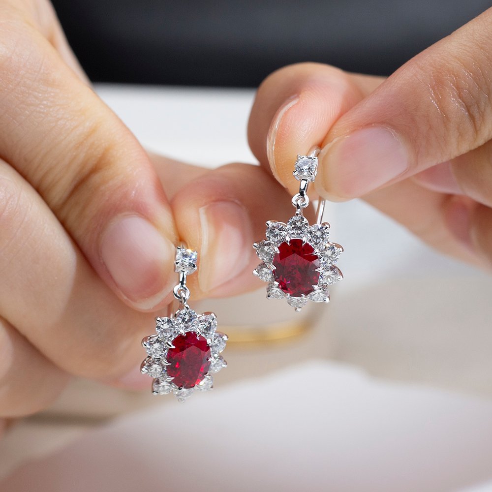 Aurora Geometry Radiant Shape Lab Grown Diamond 3.01 Carats D VVS2 18K White Gold Studs Earrings MSE-771