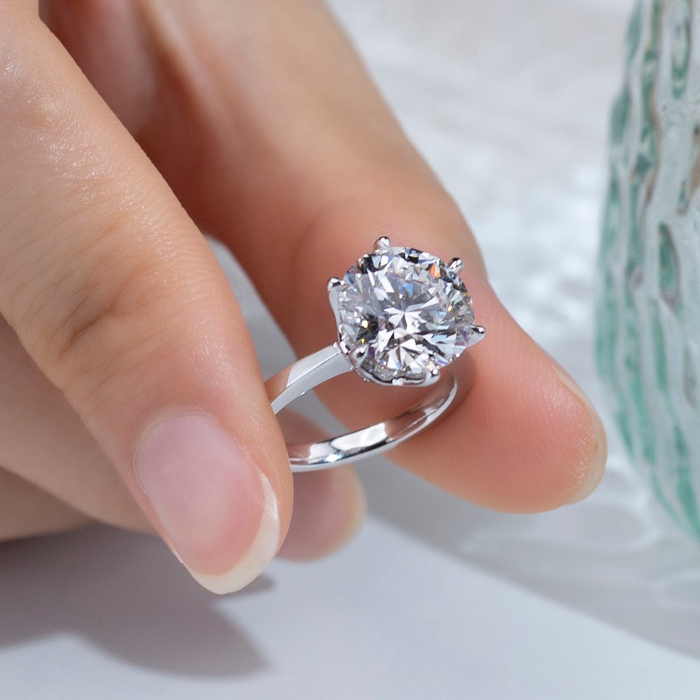 Aurora Geometry Round Cut Lab Grown Diamond 3.7CT Solitaire E VVS2 PT950 Ring MSR-1661