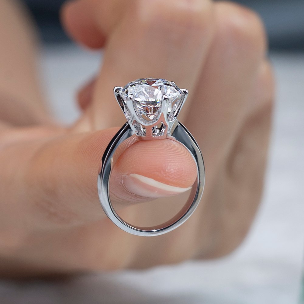 Aurora Geometry Round Cut Lab Grown Diamond 3.7CT Solitaire E VVS2 PT950 Ring MSR-1661