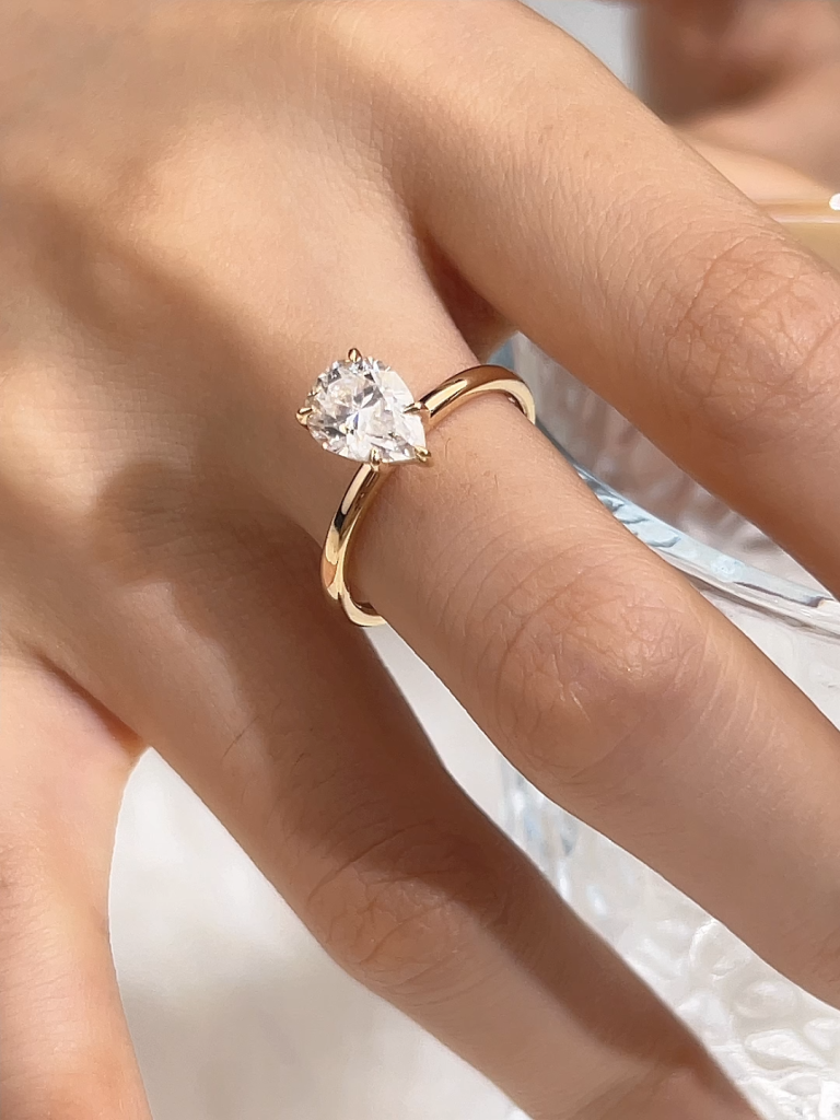 Aurora Geometry Pear Cut Lab Grown Diamond 1.2CT Solitaire G VVS1 18K Yellow Gold Ring MSR-821