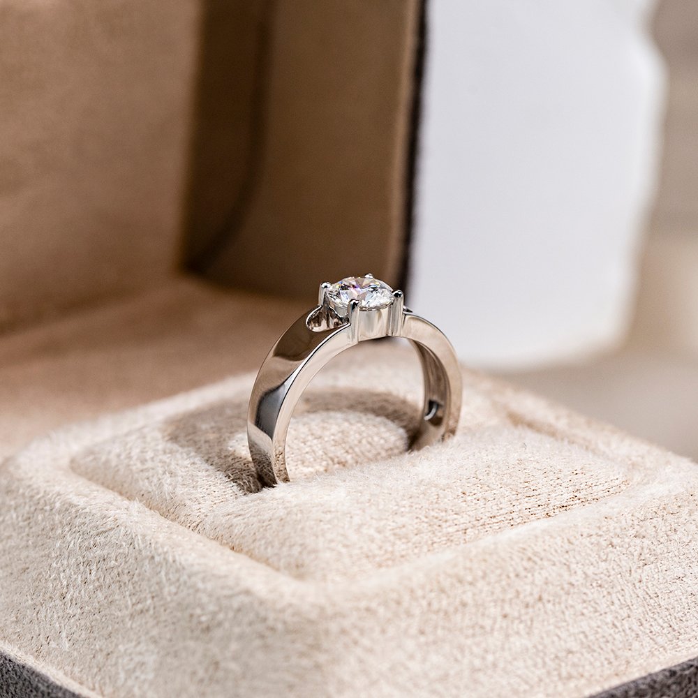 Aurora Geometry Round Cut Lab Grown Diamond 1CT Solitaire D VS1 18K White Gold Ring MSR-1678