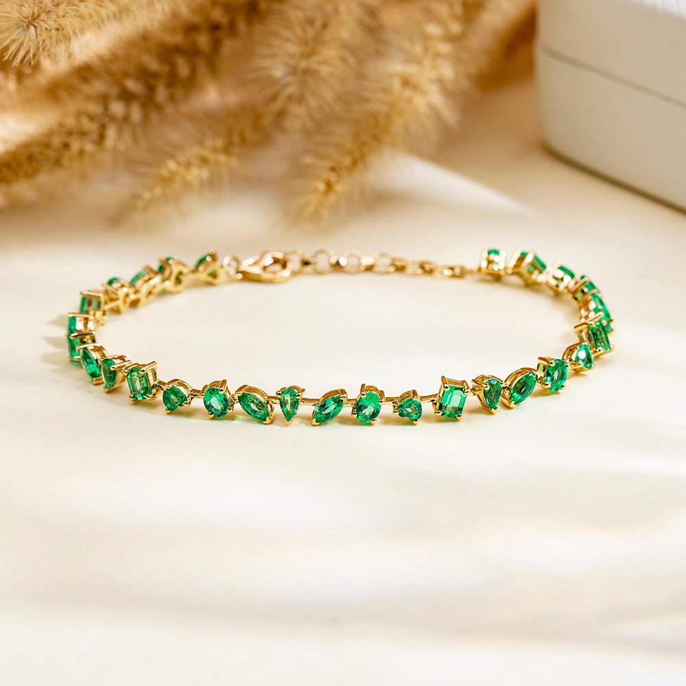 Aurora Geometry Fancy Shape Lab Emerald 18K Gold 170mm Bracelet MSB-625