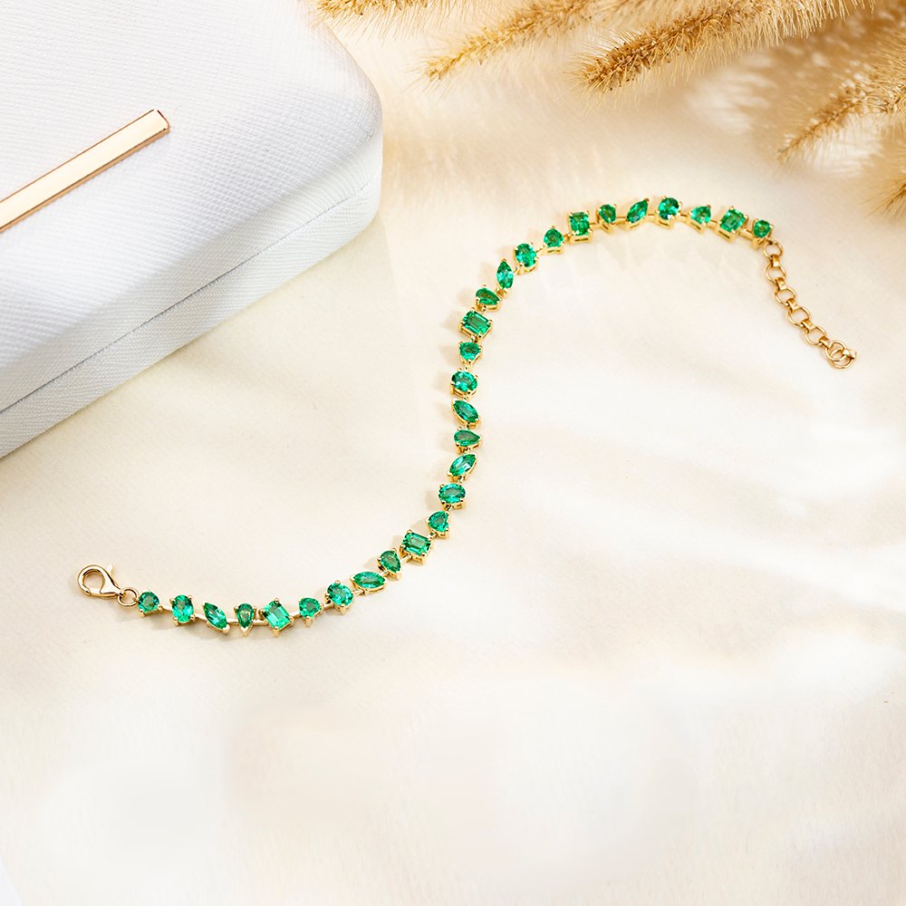 Aurora Geometry Fancy Shape Lab Emerald 18K Gold 170mm Bracelet MSB-625