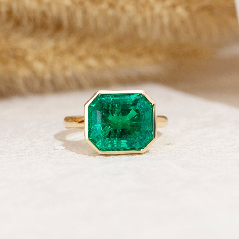 Aurora Geometry Emerald Cut Lab Grown Emerald 3CT Solitaire 18K Yellow Gold Ring MSR-1422