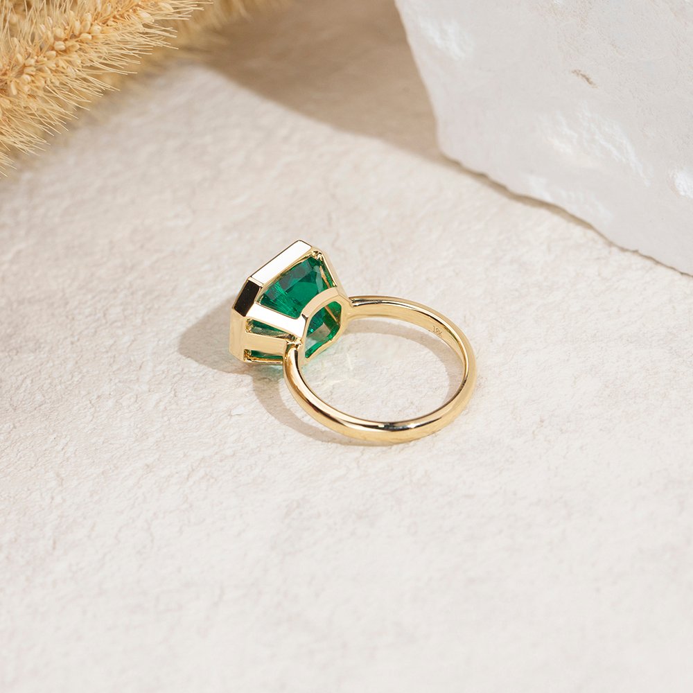 Aurora Geometry Emerald Cut Lab Grown Emerald 3CT Solitaire 18K Yellow Gold Ring MSR-1422