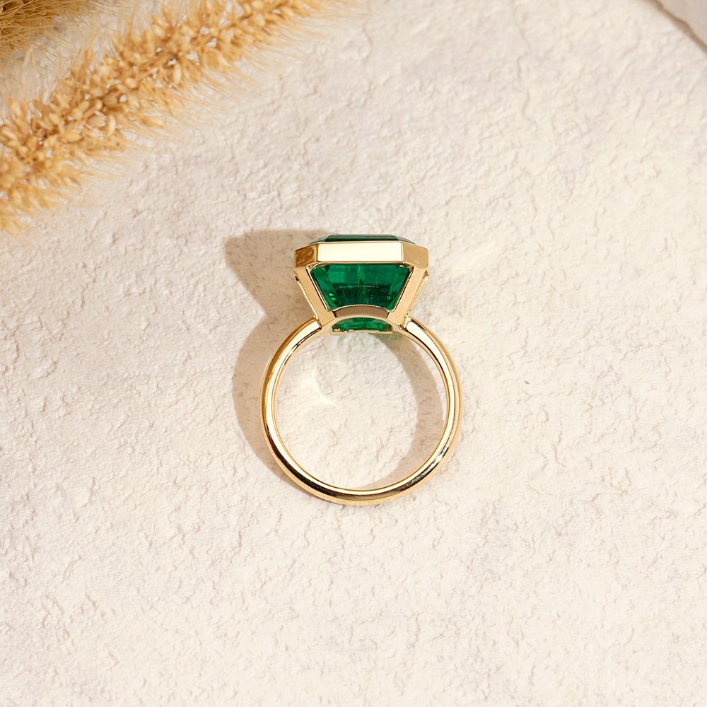Aurora Geometry Emerald Cut Lab Grown Emerald 3CT Solitaire 18K Yellow Gold Ring MSR-1422