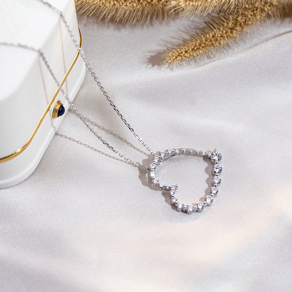 Aurora Geometry Round Shape Lab Grown Diamond E VVS2 14K White Gold Heart Pendant Necklace MSN-846