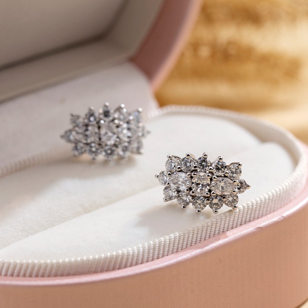 Aurora Geometry Oval Shape Lab Grown Diamond E VVS1 14K White Gold Studs Earrings MSE-780