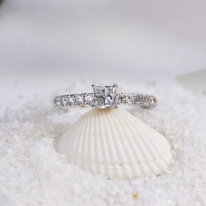 Aurora Geometry Princess Cut Lab Grown Diamond 0.3CT Hidden Halo D VVS-VS 14K White Gold Ring MSR-1700