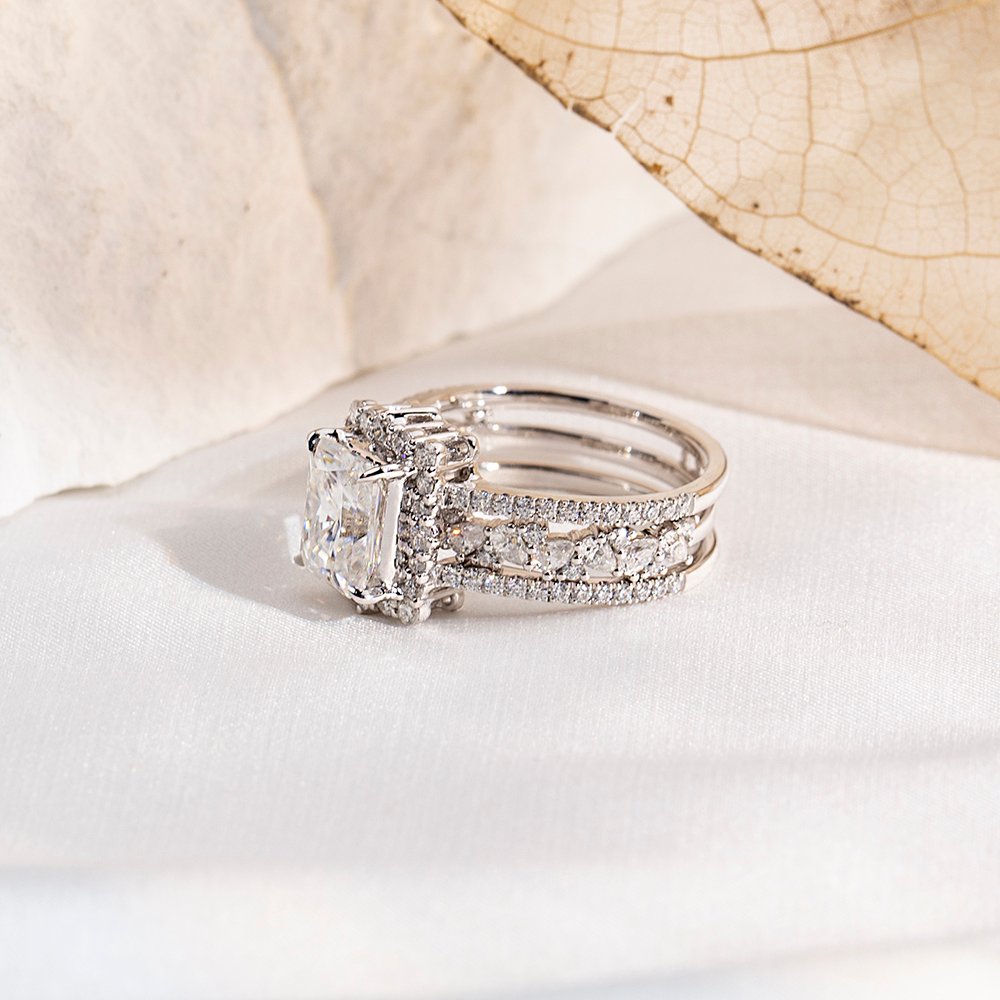 Aurora Geometry Radiant Cut Lab Grown Diamond 2.8CT F VVS2 PT950 Ring Set MSR-1692