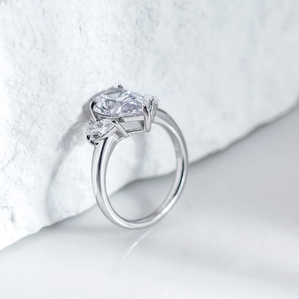 Aurora Geometry Pear Cut Lab Grown Diamond 2.2CT G VS2 Three Stones 18K White Gold Ring MSR-1620