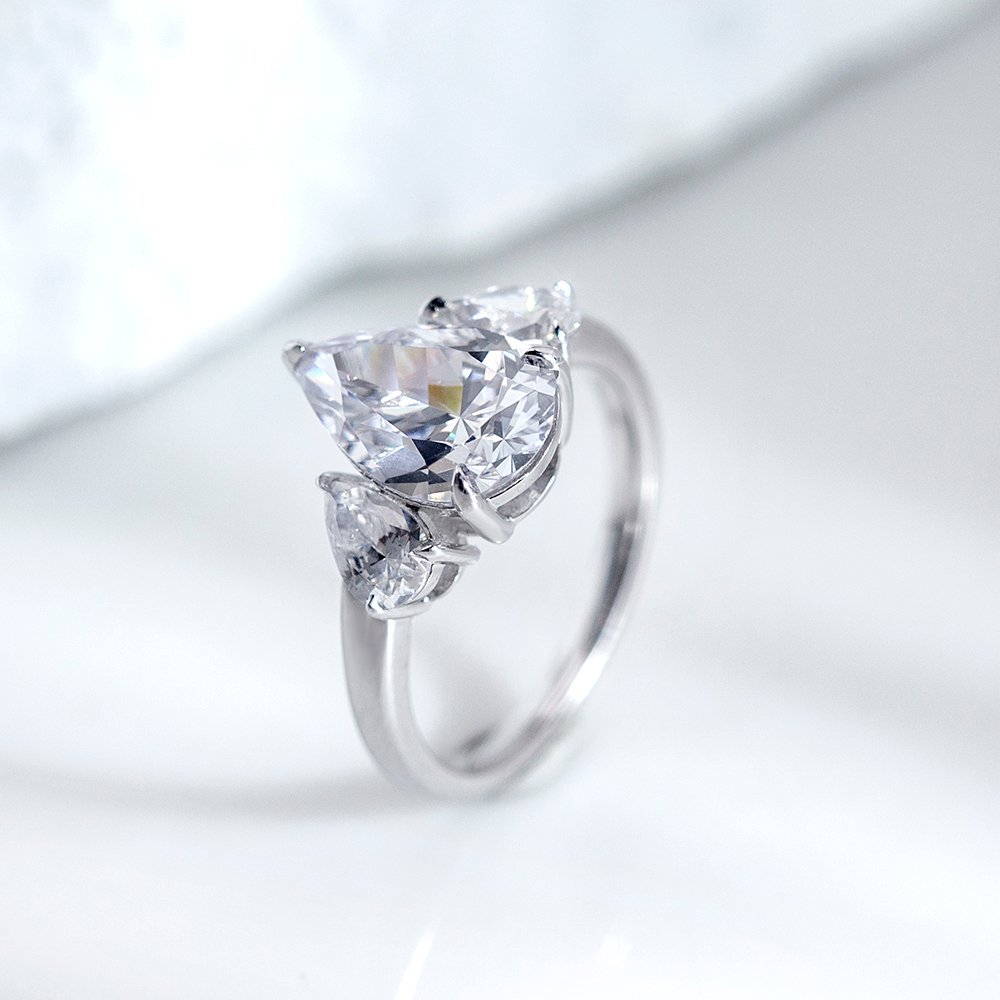 Aurora Geometry Pear Cut Lab Grown Diamond 2.2CT G VS2 Three Stones 18K White Gold Ring MSR-1620