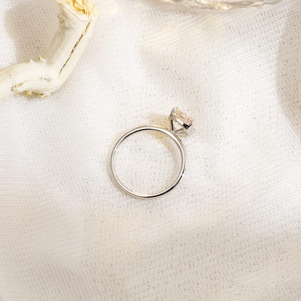 Aurora Geometry Cushion Cut Lab Grown Diamond 5CT Solitaire F VS1 18K Yellow Gold Ring MSR-1305