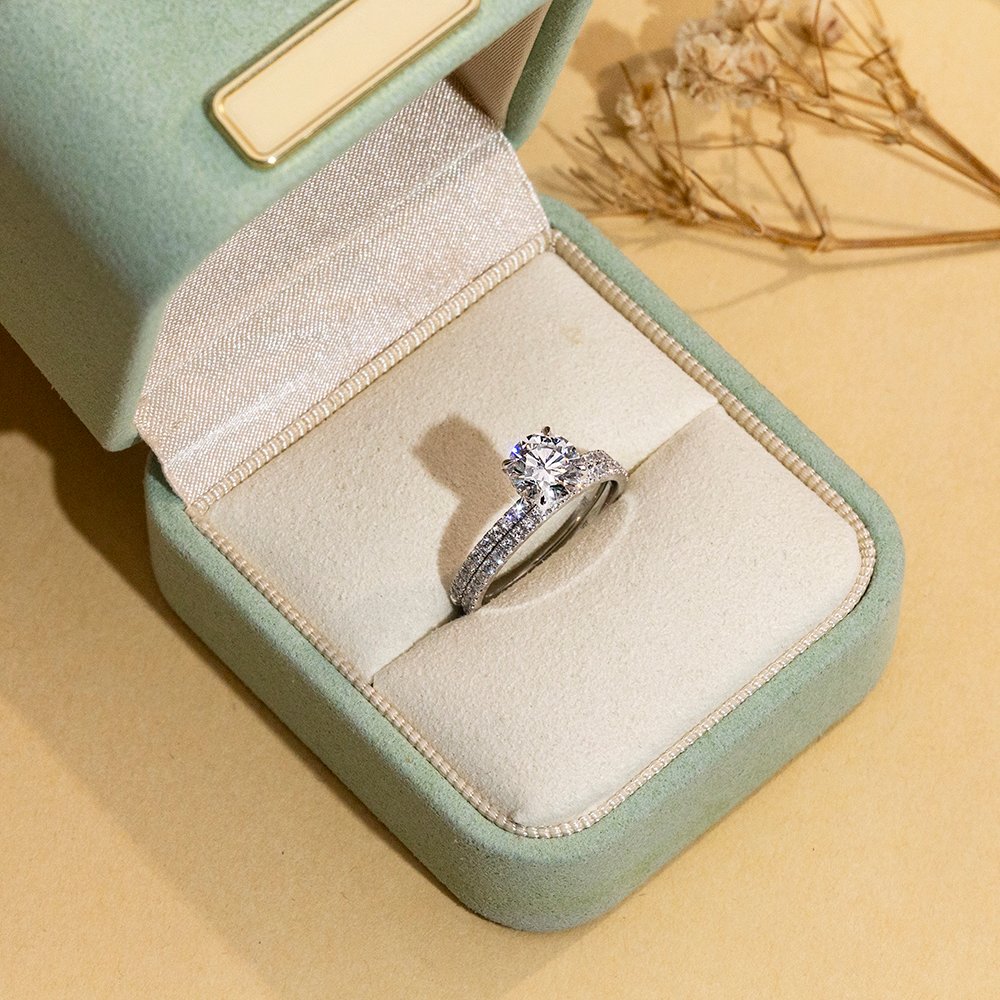 Aurora Geometry Round Cut Lab Grown Diamond 1.3CT Solitaire D VVS1 PT950 Ring Set MSR-1172