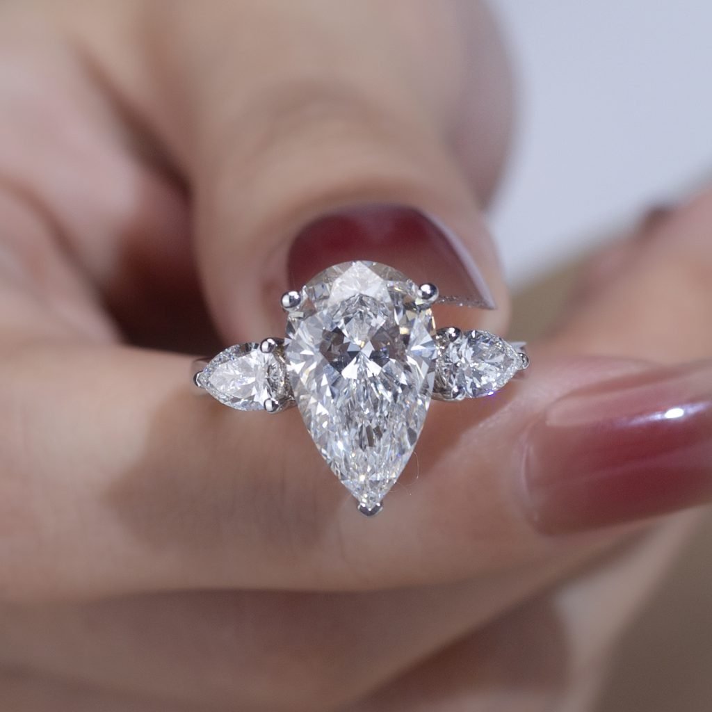 Aurora Geometry Pear Cut Lab Grown Diamond 3CT Three Stone F VS1 18K White Gold Ring MSR-1155