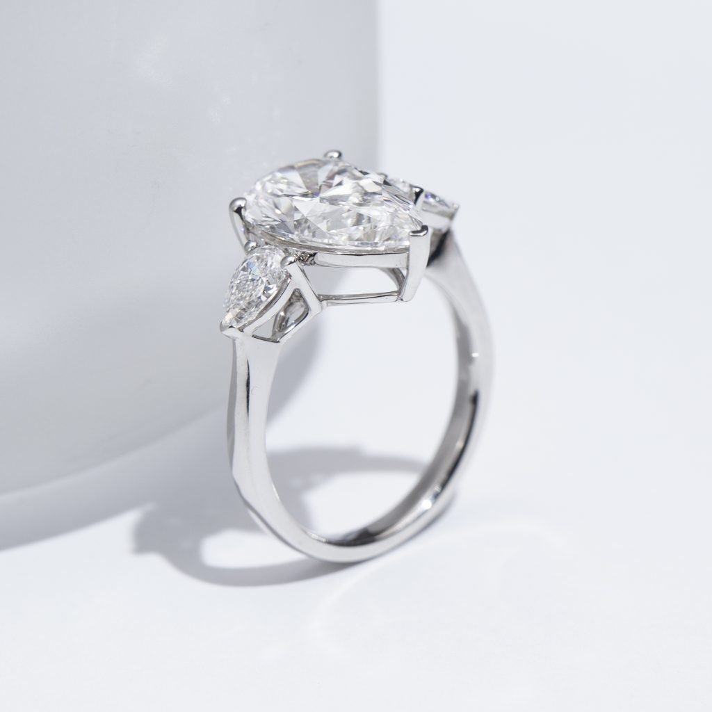 Aurora Geometry Pear Cut Lab Grown Diamond 3CT Three Stone F VS1 18K White Gold Ring MSR-1155