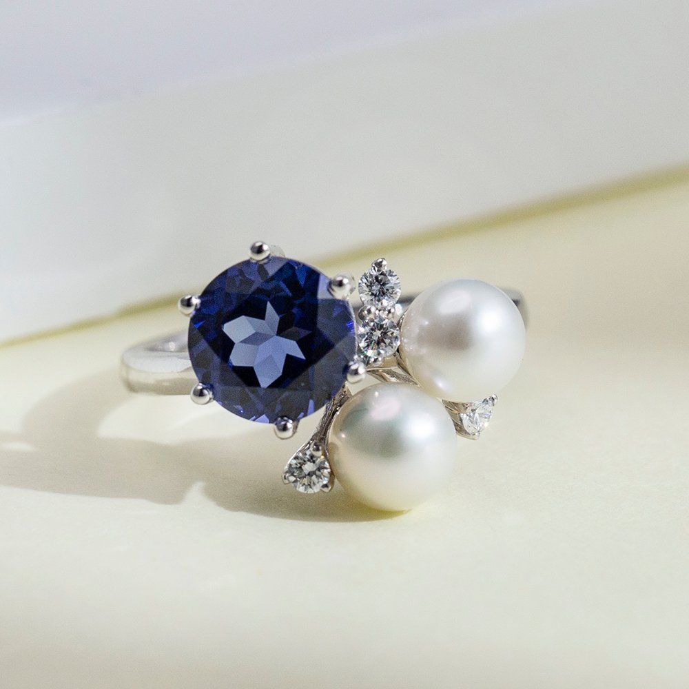 Aurora Geometry Round Cut Blue Lab Grown Sapphire 2.5CT Three stone 18K White Gold Ring MSR-1640