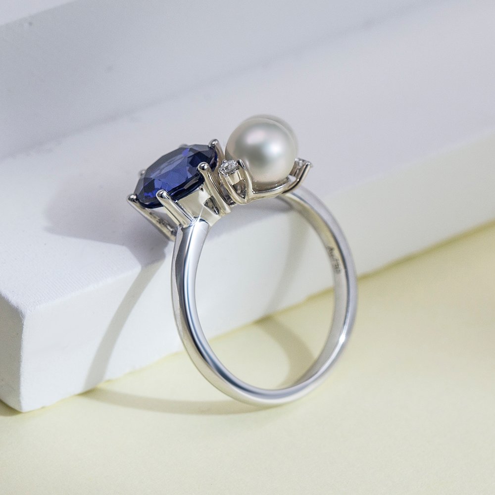 Aurora Geometry Round Cut Blue Lab Grown Sapphire 2.5CT Three stone 18K White Gold Ring MSR-1640